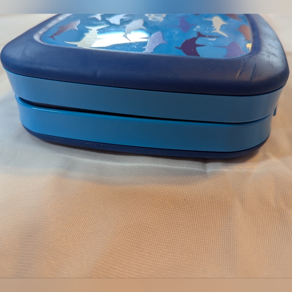 Shark Bentgo Lunchbox - Picture 3 of 8
